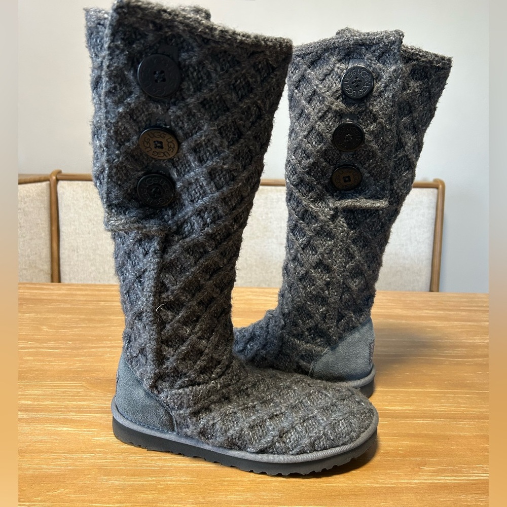 UGG Australia lattice cardy knit boot